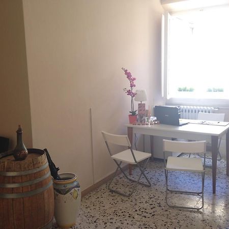 Guest House Be Happy! Florence Ngoại thất bức ảnh