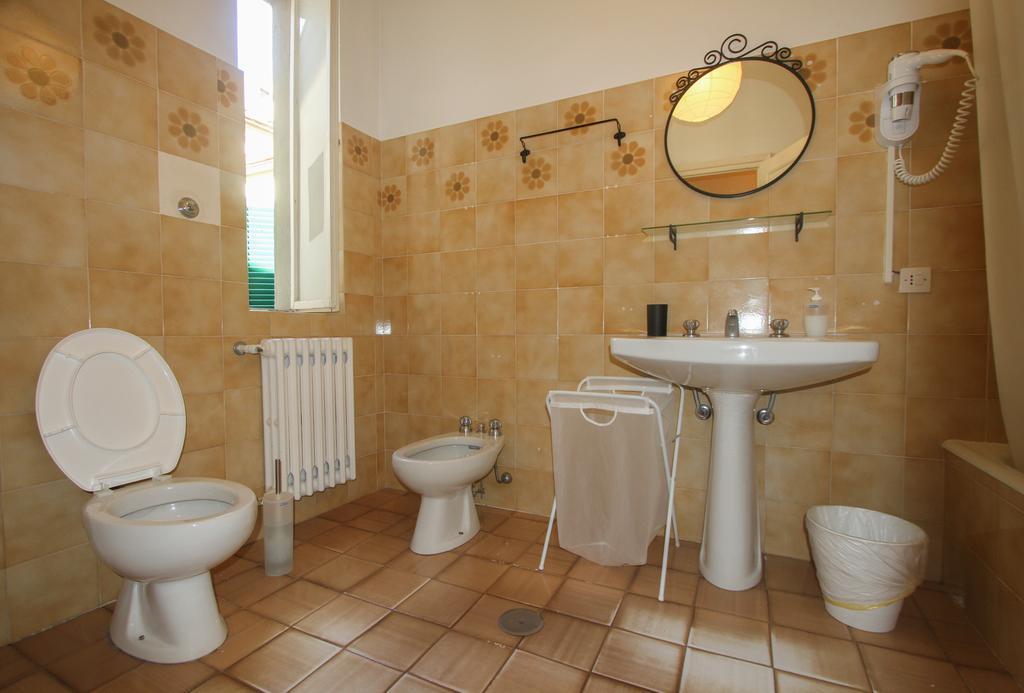 Guest House Be Happy! Florence Ngoại thất bức ảnh